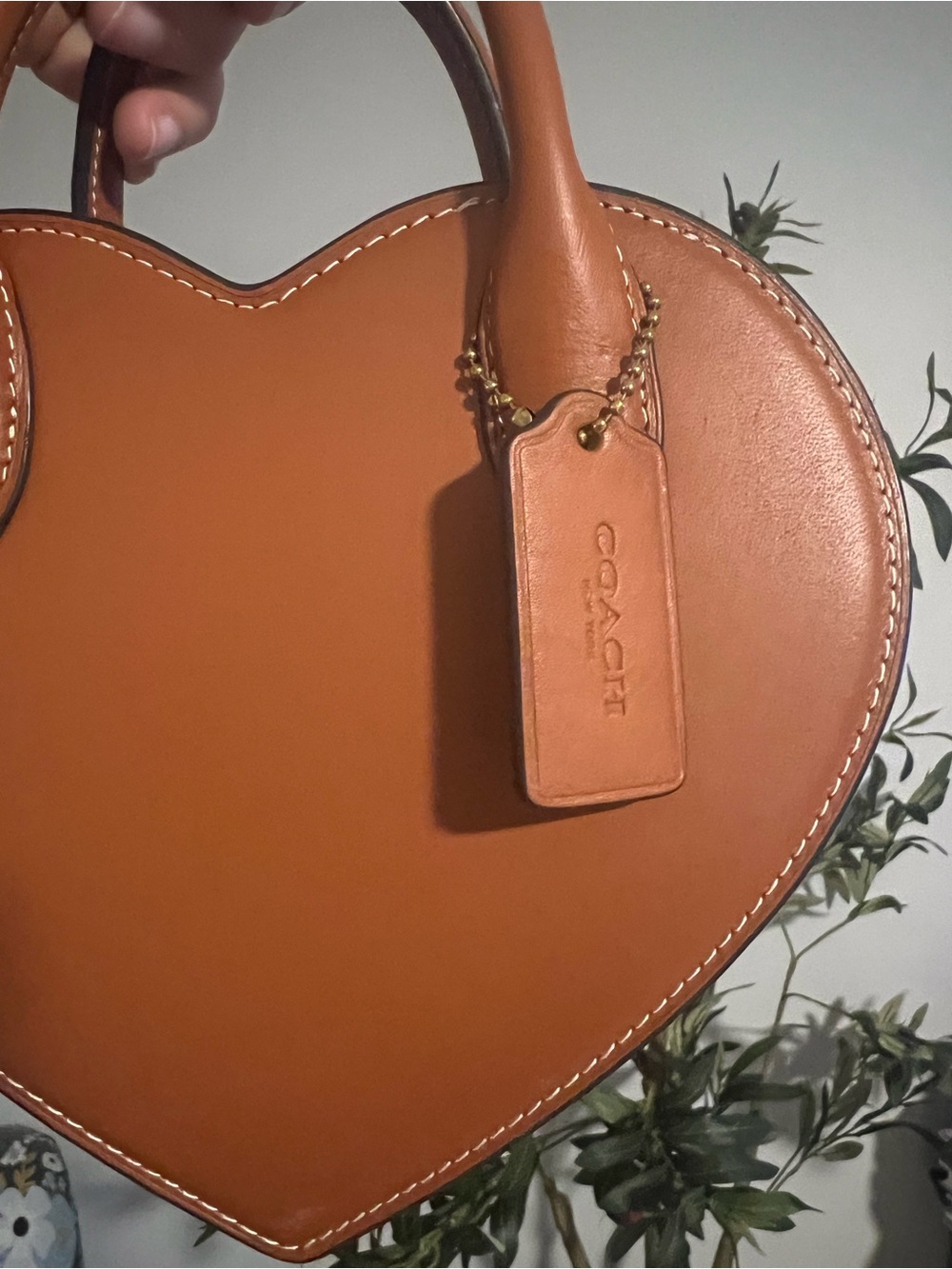 Coach Heart Bag - Picture 2 of 3
